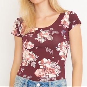 ‼️Free‼️Burgundy Floral T-Shirt